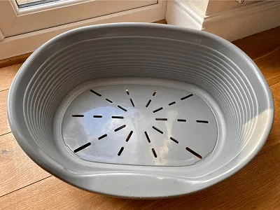 Ferplast Siesta Deluxe Hard Plastic Dog Bed